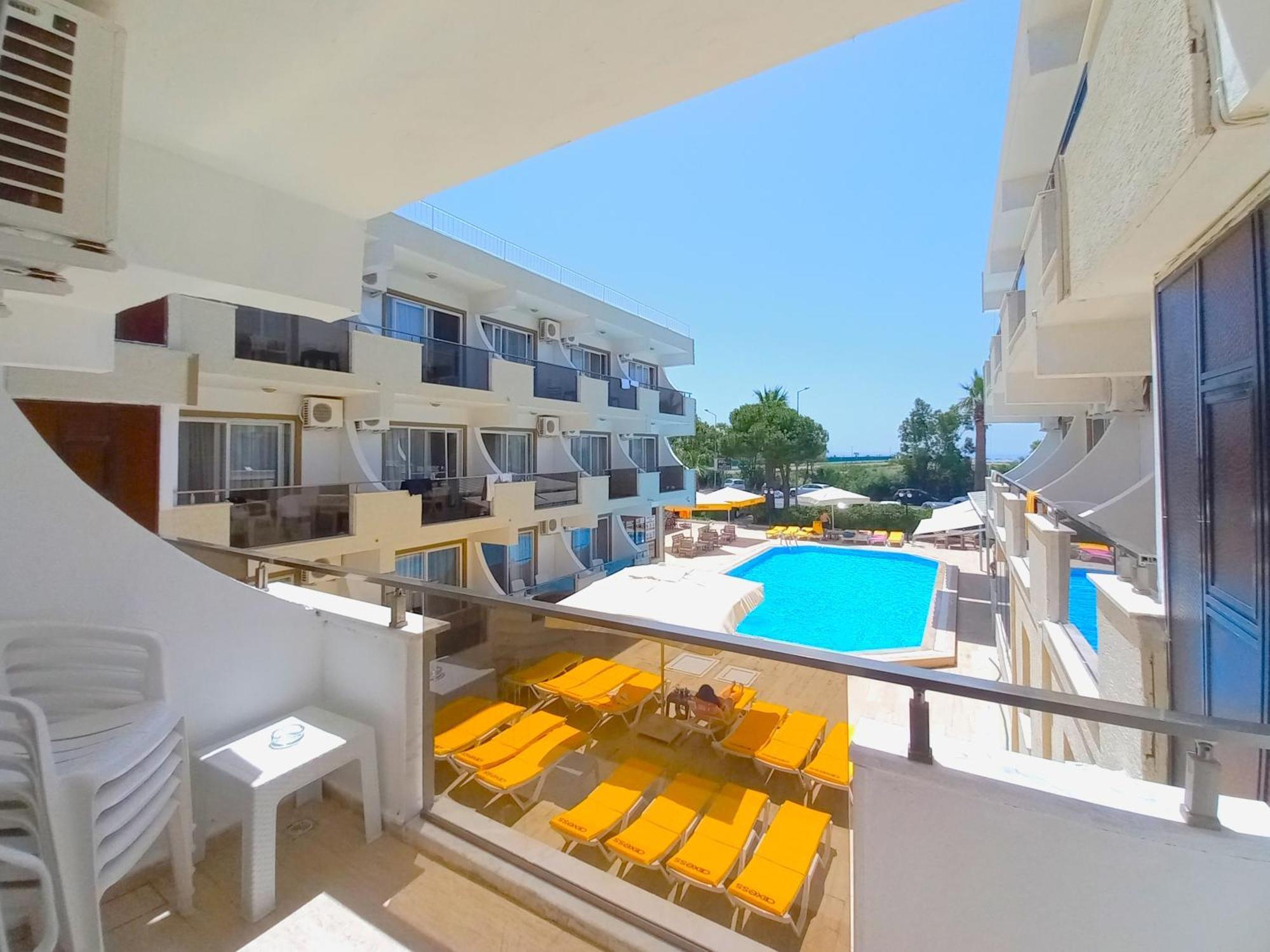 Mulka Hotel Ayvalik Exterior foto