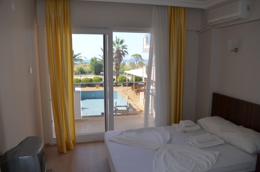Mulka Hotel Ayvalik Exterior foto