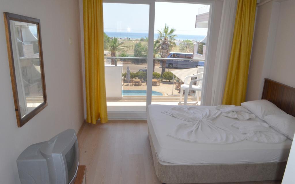 Mulka Hotel Ayvalik Exterior foto