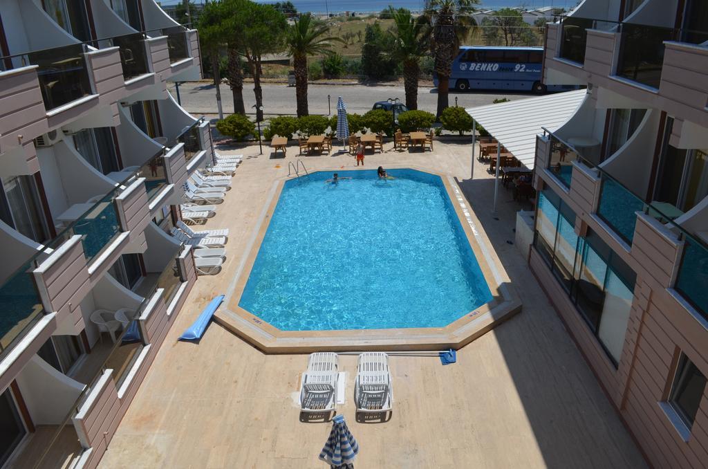 Mulka Hotel Ayvalik Exterior foto