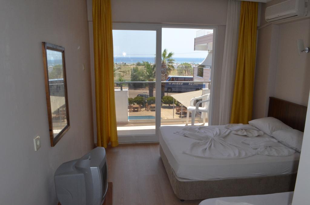 Mulka Hotel Ayvalik Exterior foto