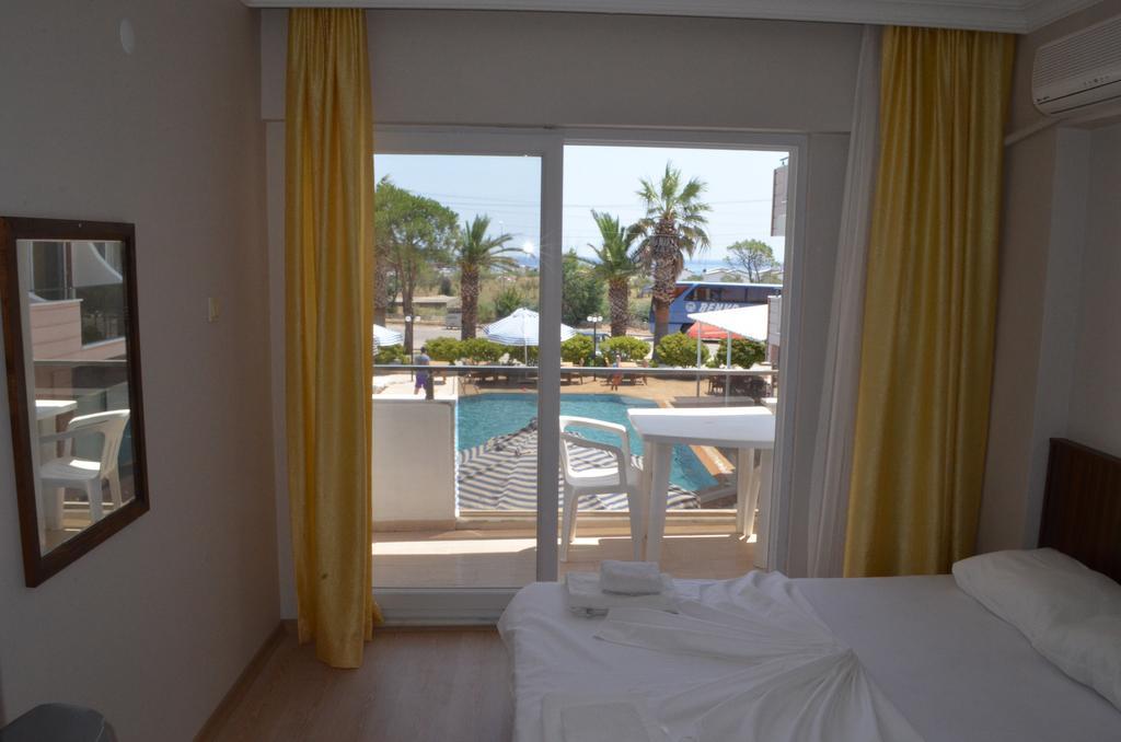 Mulka Hotel Ayvalik Exterior foto