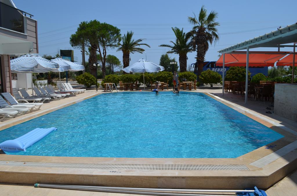 Mulka Hotel Ayvalik Exterior foto